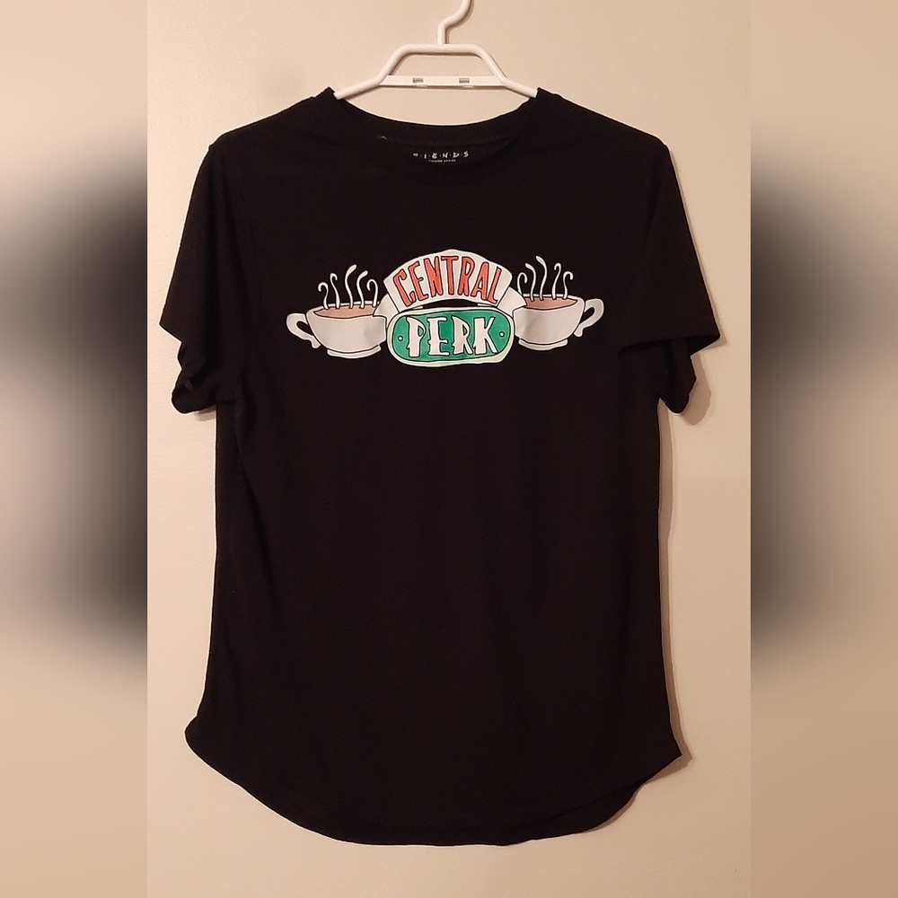 Central Perk T-shirt ~ See Description